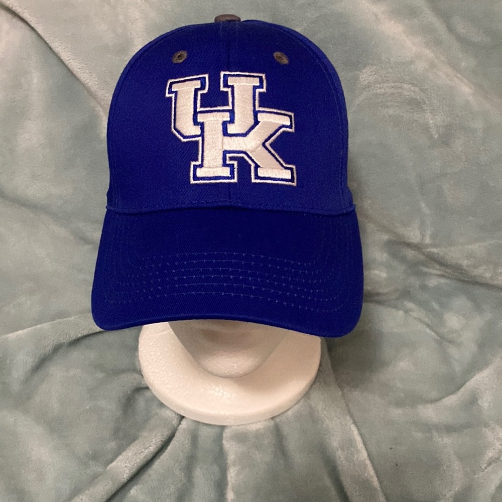 University of Kentucky adjustable hat